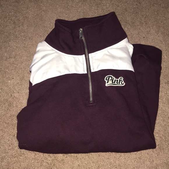 Sweaters - PINK crew neck sweatshirt